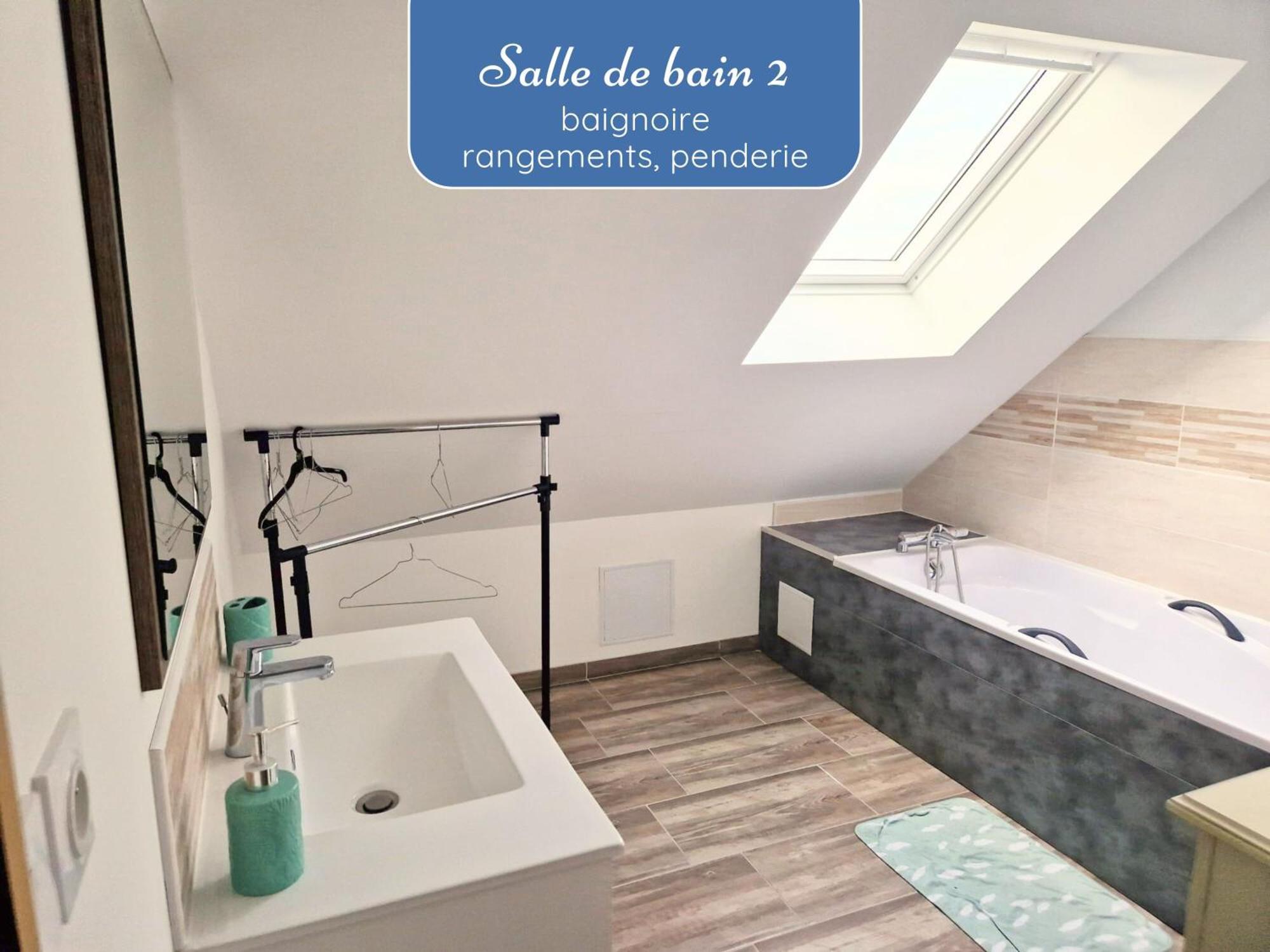 Sherman & Willy Jeep - 2 Maisons De Vacances, 4Min A Pied De La Plage - Parking Prive - Wifi Gratuit - Terrasse - Calme Saint-Come-de-Fresne Quarto foto