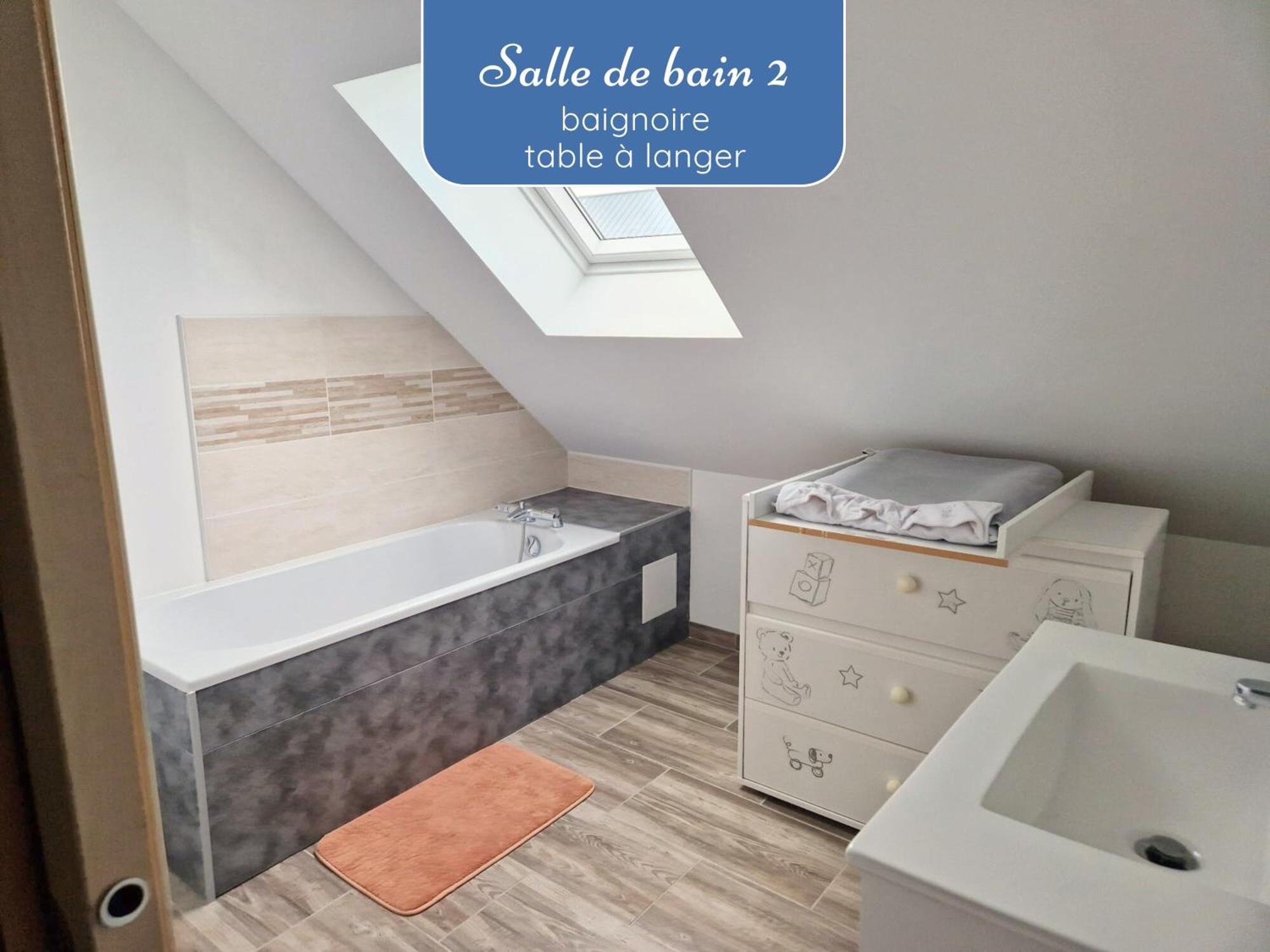 Sherman & Willy Jeep - 2 Maisons De Vacances, 4Min A Pied De La Plage - Parking Prive - Wifi Gratuit - Terrasse - Calme Saint-Come-de-Fresne Quarto foto